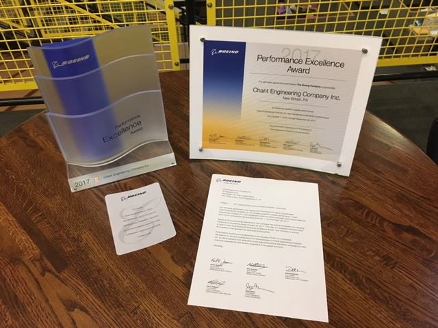 Boeing recognizes Chant 镜子里看我怎么进入你 with 2017 Gold Performance Excellence Award
